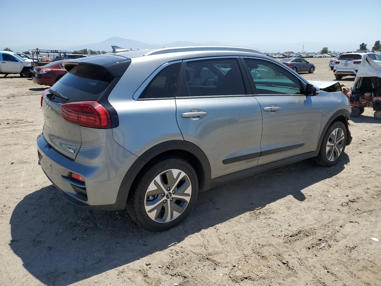 Photo 2 VIN: KNDCE3LG2N5141087 - KIA NIRO 