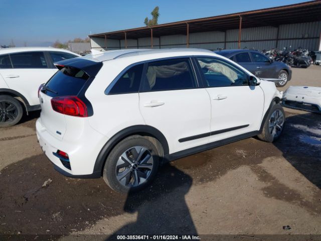 Photo 3 VIN: KNDCE3LG6L5037800 - KIA NIRO EV 