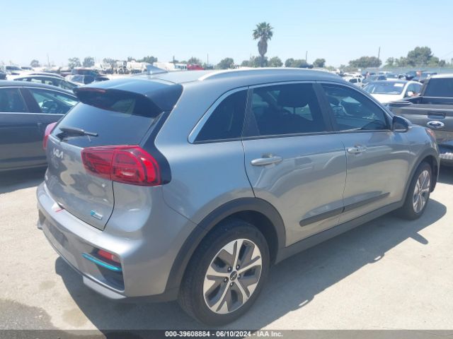 Photo 3 VIN: KNDCE3LGXN5152306 - KIA NIRO 