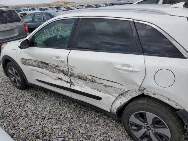 Photo 8 VIN: KNDCM3LD9J5205614 - KIA NIRO LX 