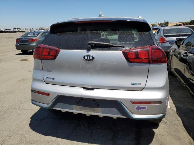 Photo 5 VIN: KNDCM3LDXJ5209946 - KIA NIRO LX 