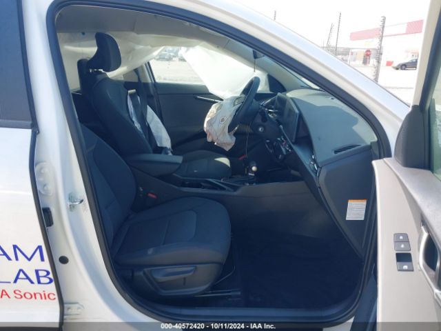 Photo 4 VIN: KNDCP3LE2R5127446 - KIA NIRO 