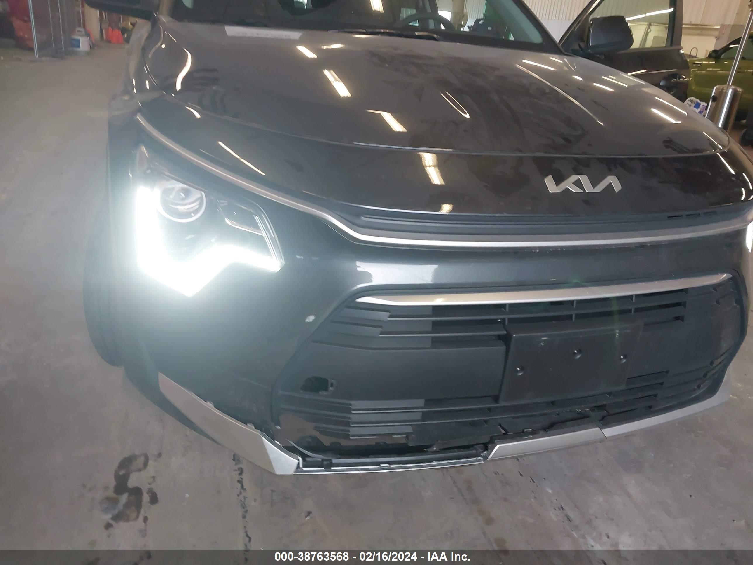 Photo 16 VIN: KNDCP3LE2R5137040 - KIA NIRO 