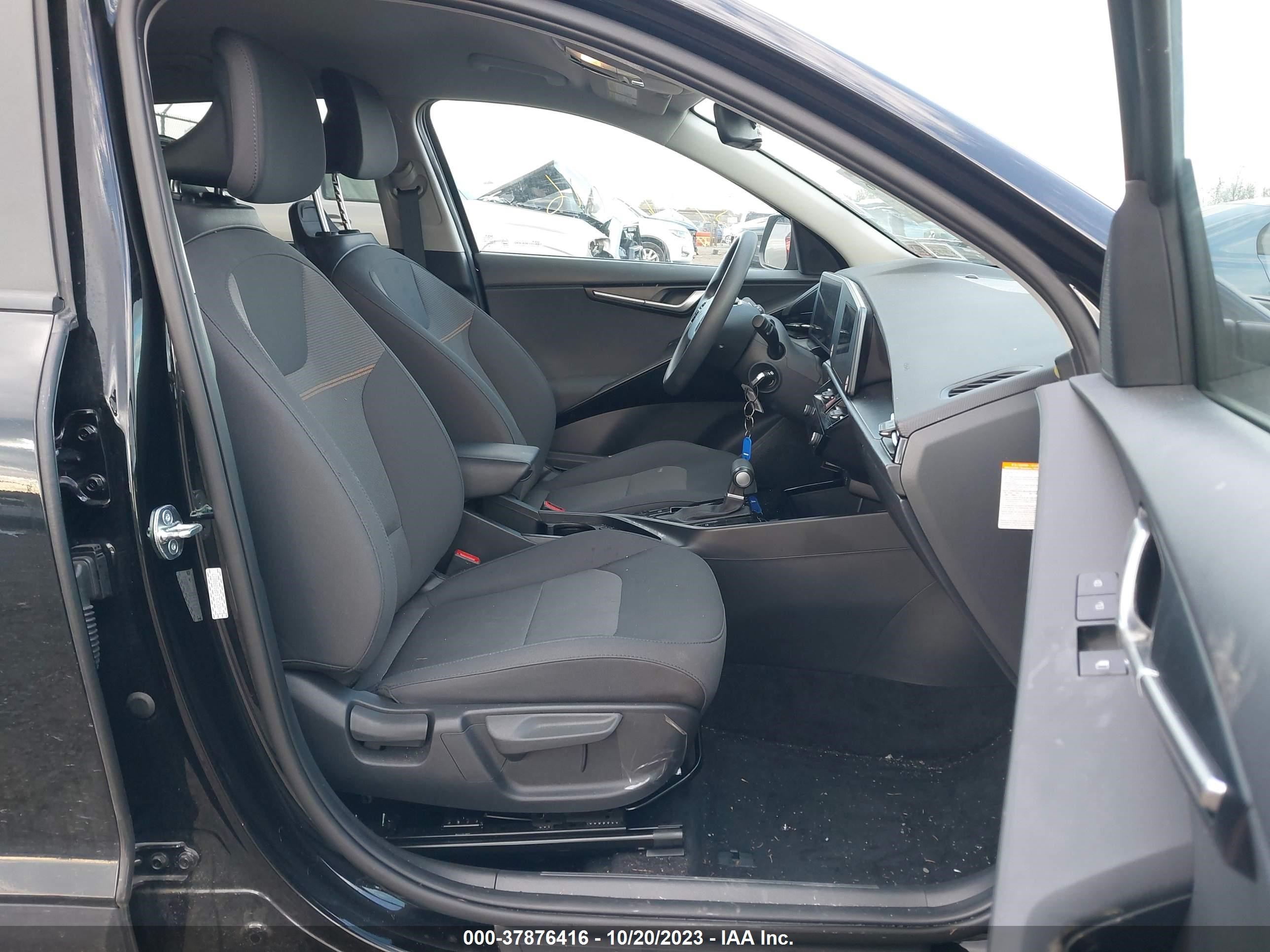 Photo 4 VIN: KNDCP3LE4P5090817 - KIA NIRO 