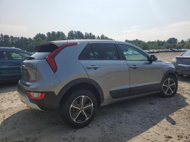 Photo 2 VIN: KNDCP3LE7P5064888 - KIA NIRO LX 