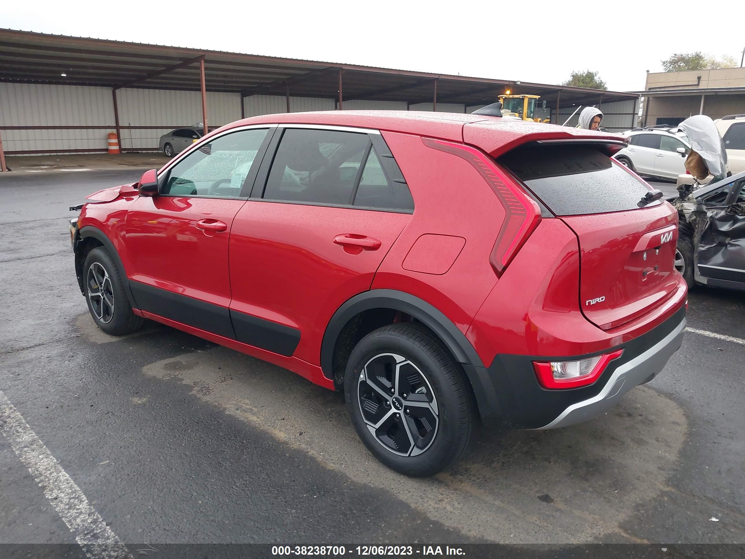 Photo 2 VIN: KNDCP3LE8R5126348 - KIA NIRO 