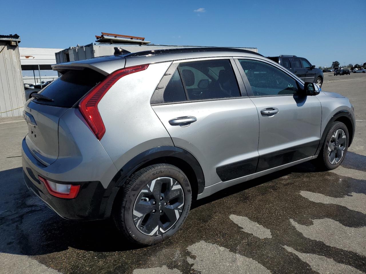 Photo 2 VIN: KNDCR3L10P5045851 - KIA NIRO 