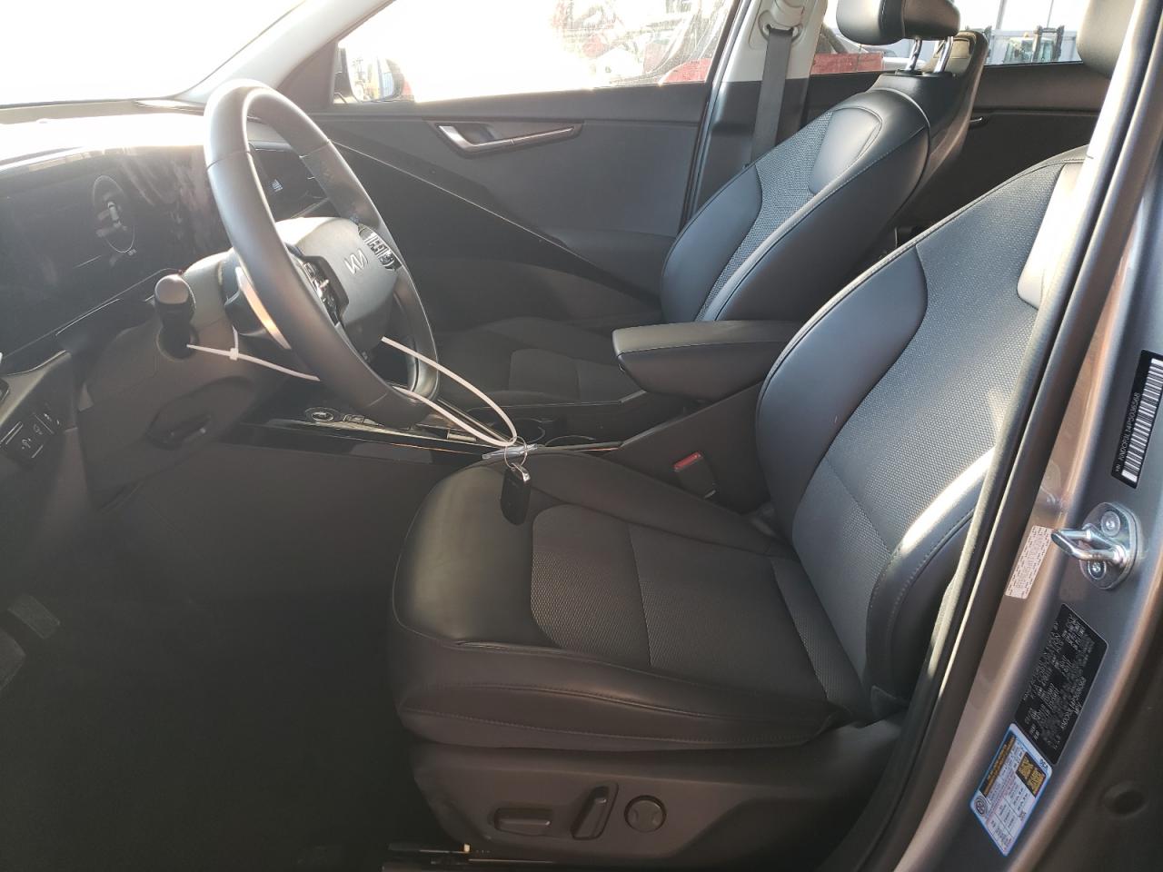 Photo 6 VIN: KNDCR3L14P5036568 - KIA NIRO 