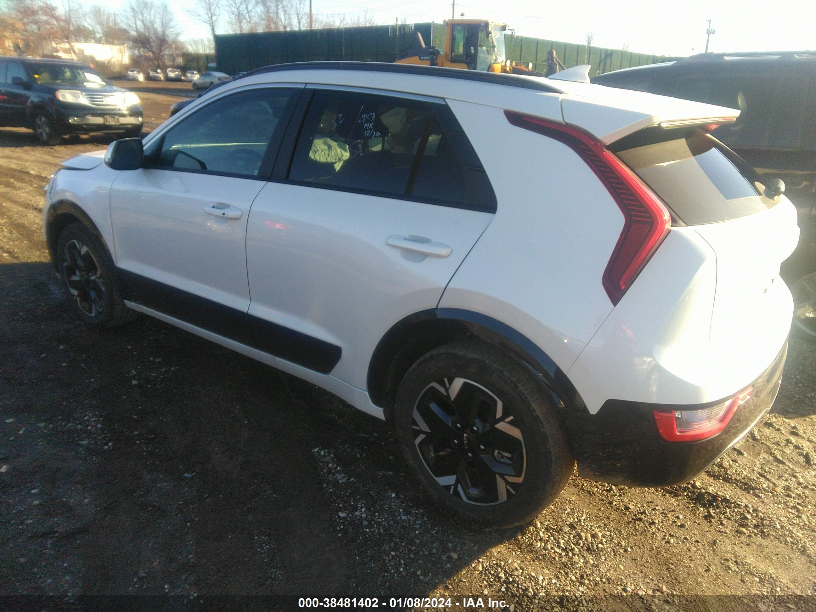 Photo 2 VIN: KNDCR3L14P5049112 - KIA NIRO 