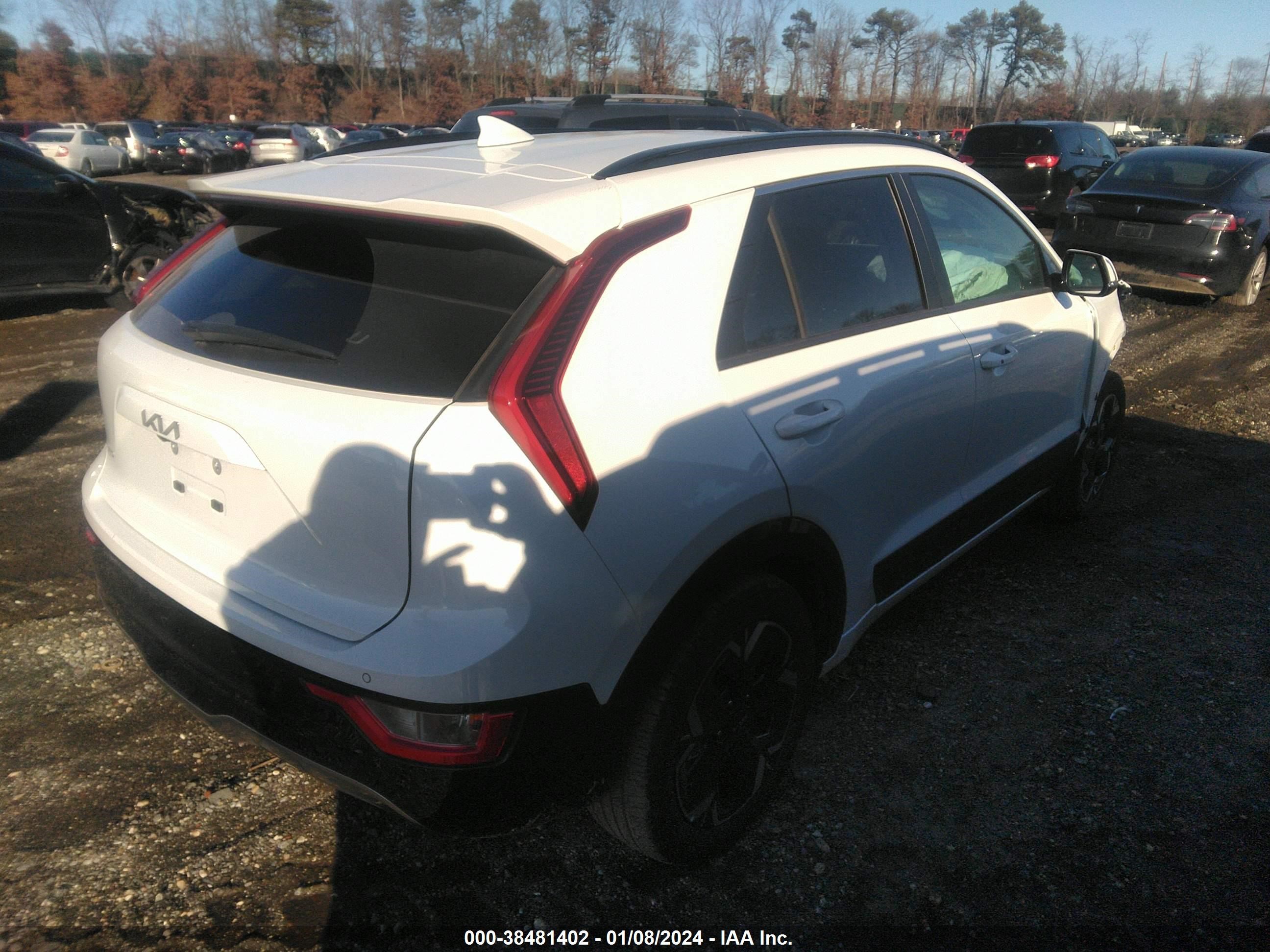 Photo 3 VIN: KNDCR3L14P5049112 - KIA NIRO 