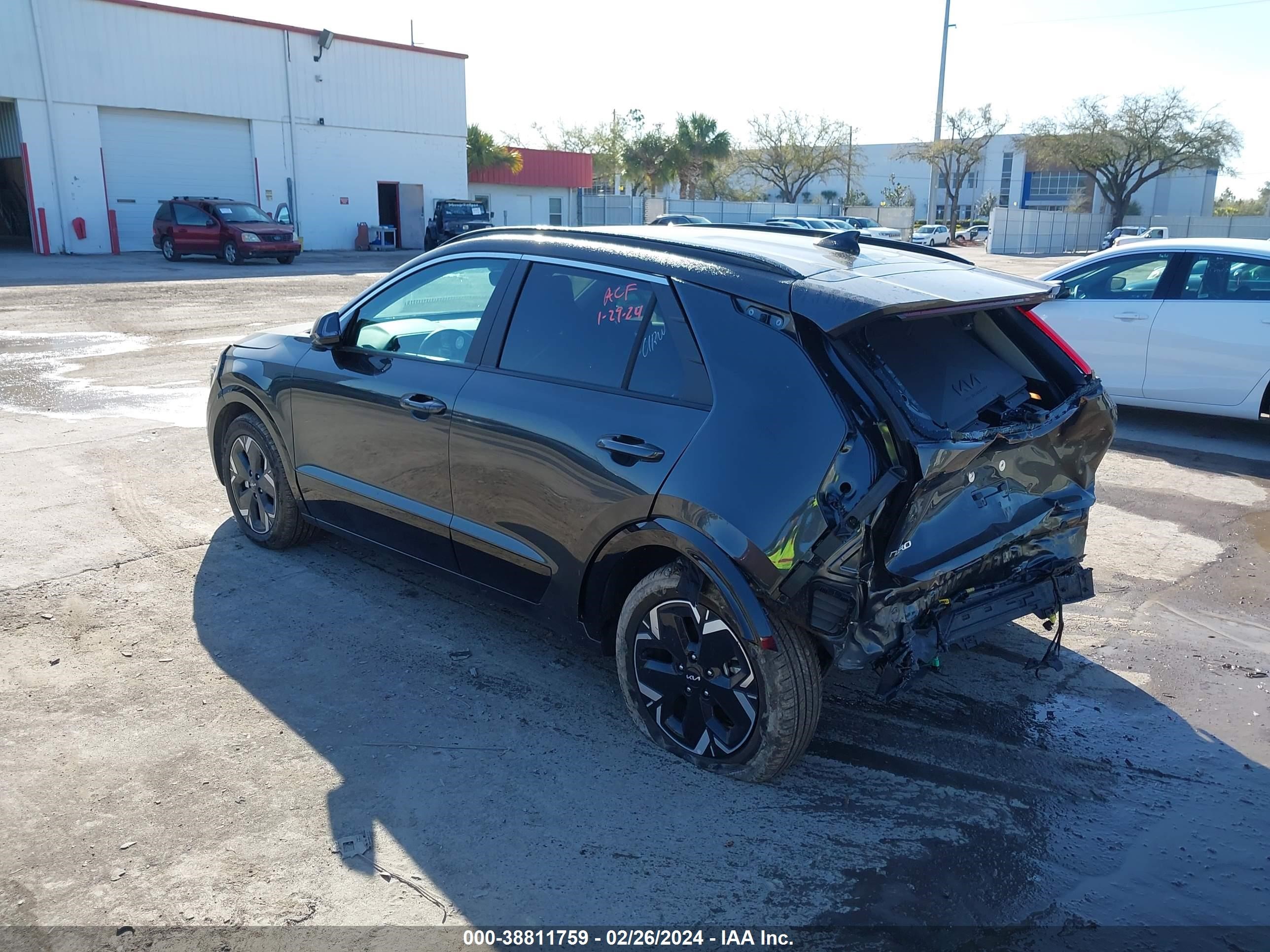 Photo 2 VIN: KNDCR3L16R5080672 - KIA NIRO 