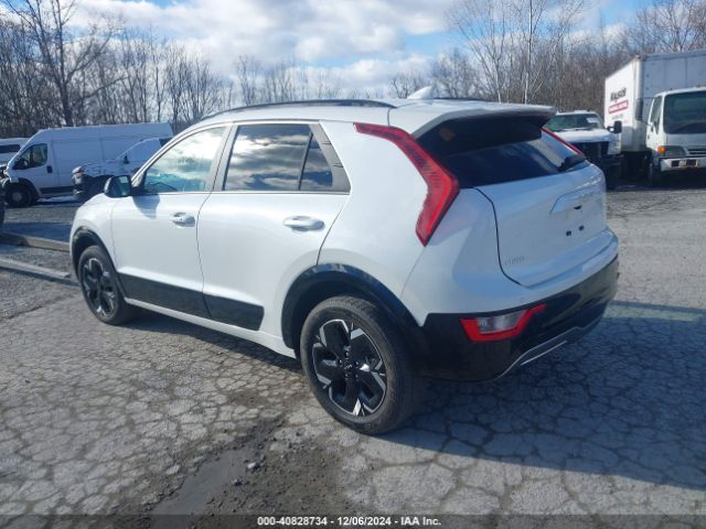 Photo 2 VIN: KNDCR3L18P5054734 - KIA NIRO 