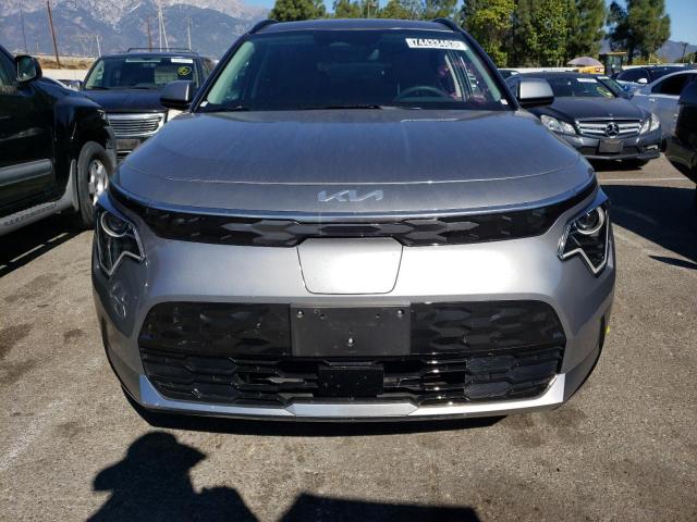 Photo 4 VIN: KNDCR3L1XP5036574 - KIA NIRO 