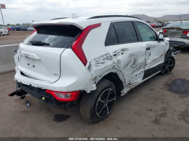 Photo 3 VIN: KNDCR3LE0P5048638 - KIA NIRO 