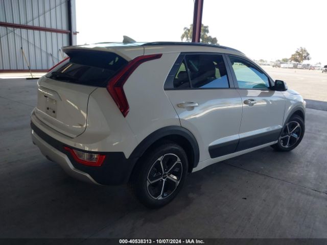 Photo 3 VIN: KNDCR3LE2P5063531 - KIA NIRO 