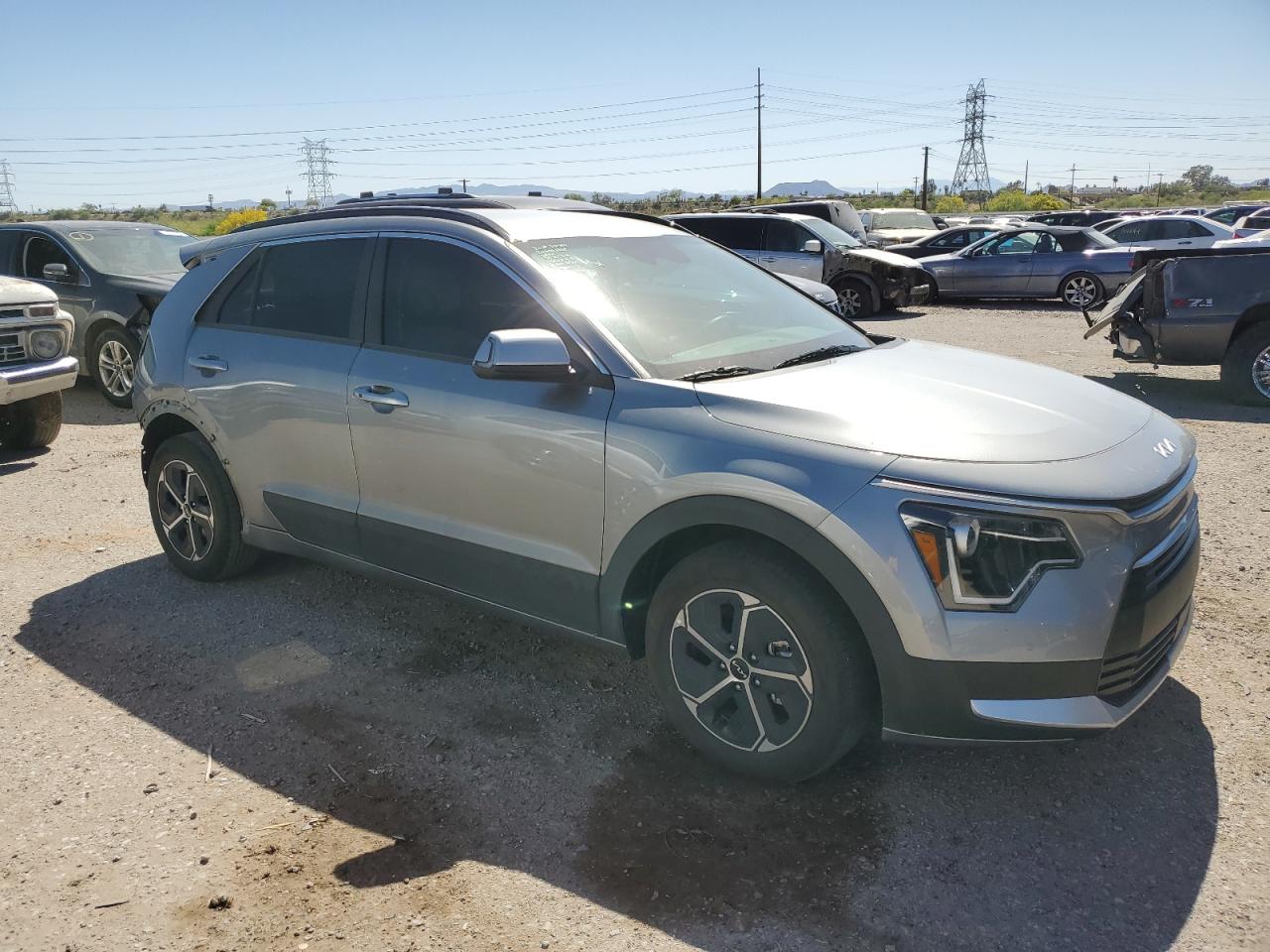 Photo 3 VIN: KNDCR3LE2P5101257 - KIA NIRO 