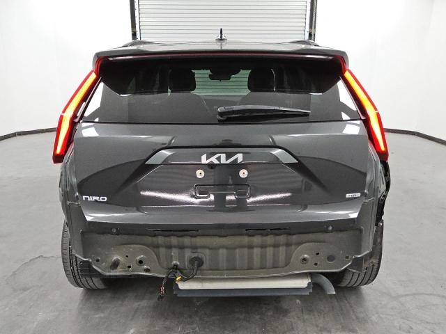 Photo 5 VIN: KNDCR3LE5P5046996 - KIA NIRO EX 