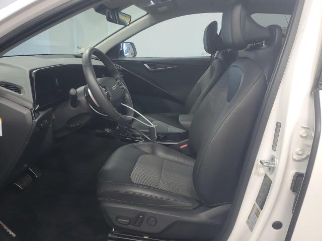 Photo 6 VIN: KNDCR3LE6P5035246 - KIA NIRO EX 