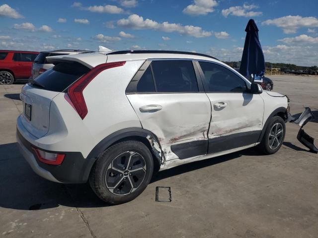 Photo 2 VIN: KNDCR3LE7P5063105 - KIA NIRO EX 