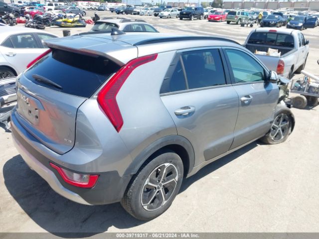 Photo 3 VIN: KNDCR3LE7P5070667 - KIA NIRO 