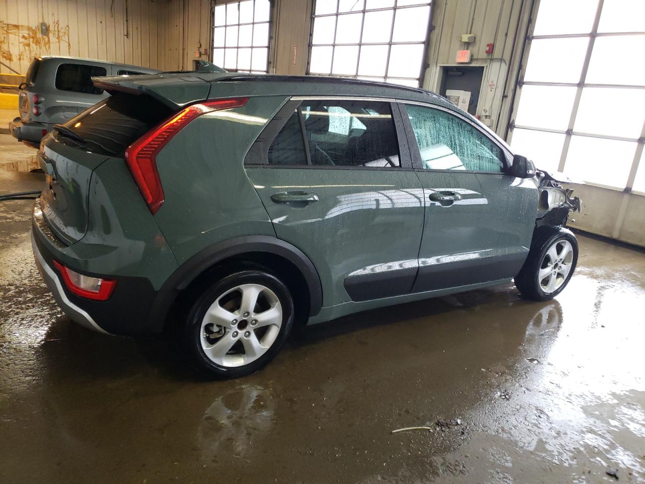 Photo 2 VIN: KNDCR3LE7P5117194 - KIA NIRO 