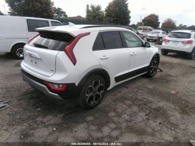 Photo 3 VIN: KNDCR3LE9P5046225 - KIA NIRO 