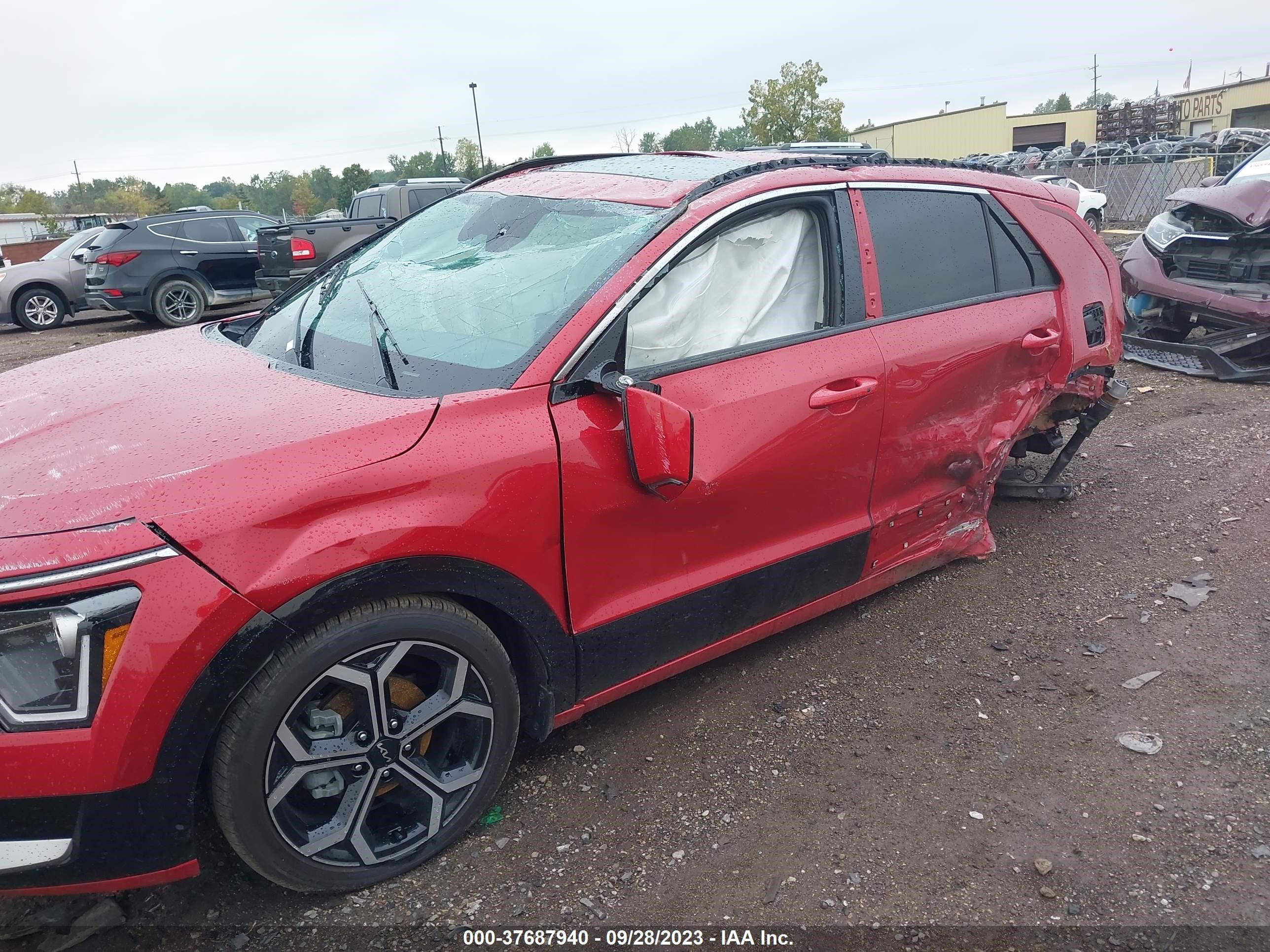 Photo 5 VIN: KNDCR3LEXP5042264 - KIA NIRO 