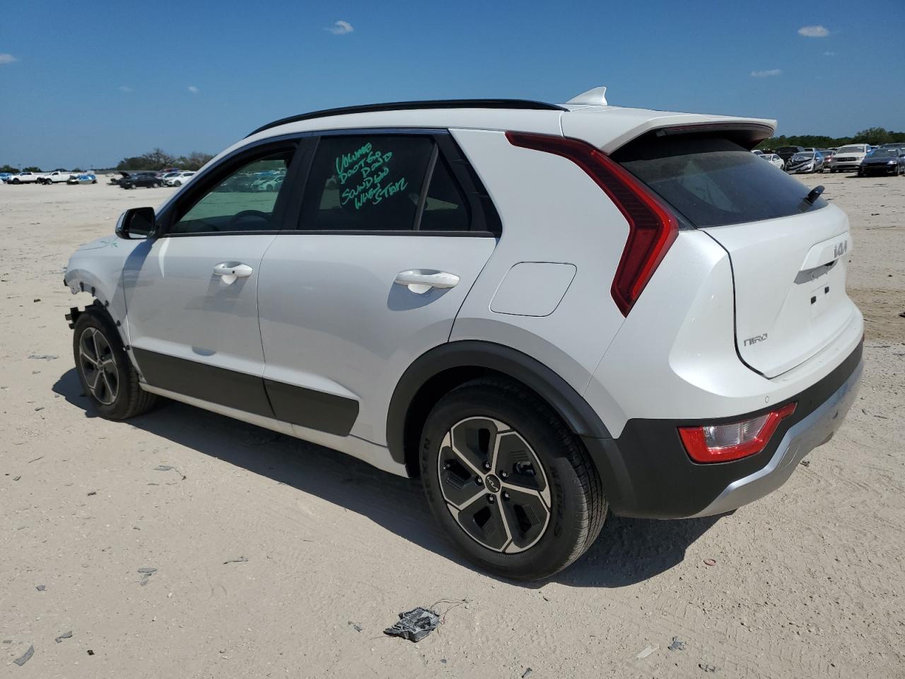 Photo 1 VIN: KNDCR3LEXP5081226 - KIA NIRO 