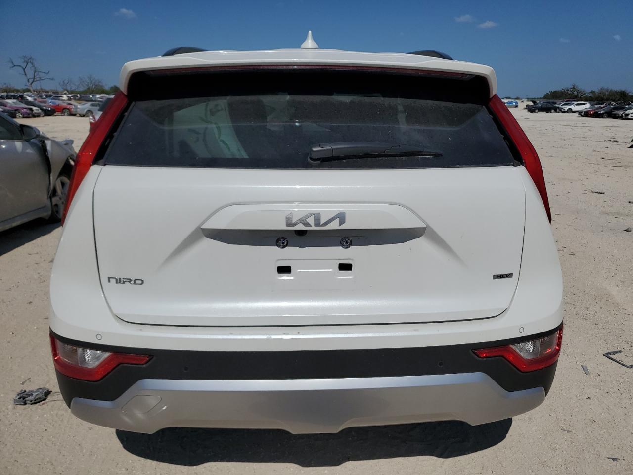 Photo 5 VIN: KNDCR3LEXP5081226 - KIA NIRO 