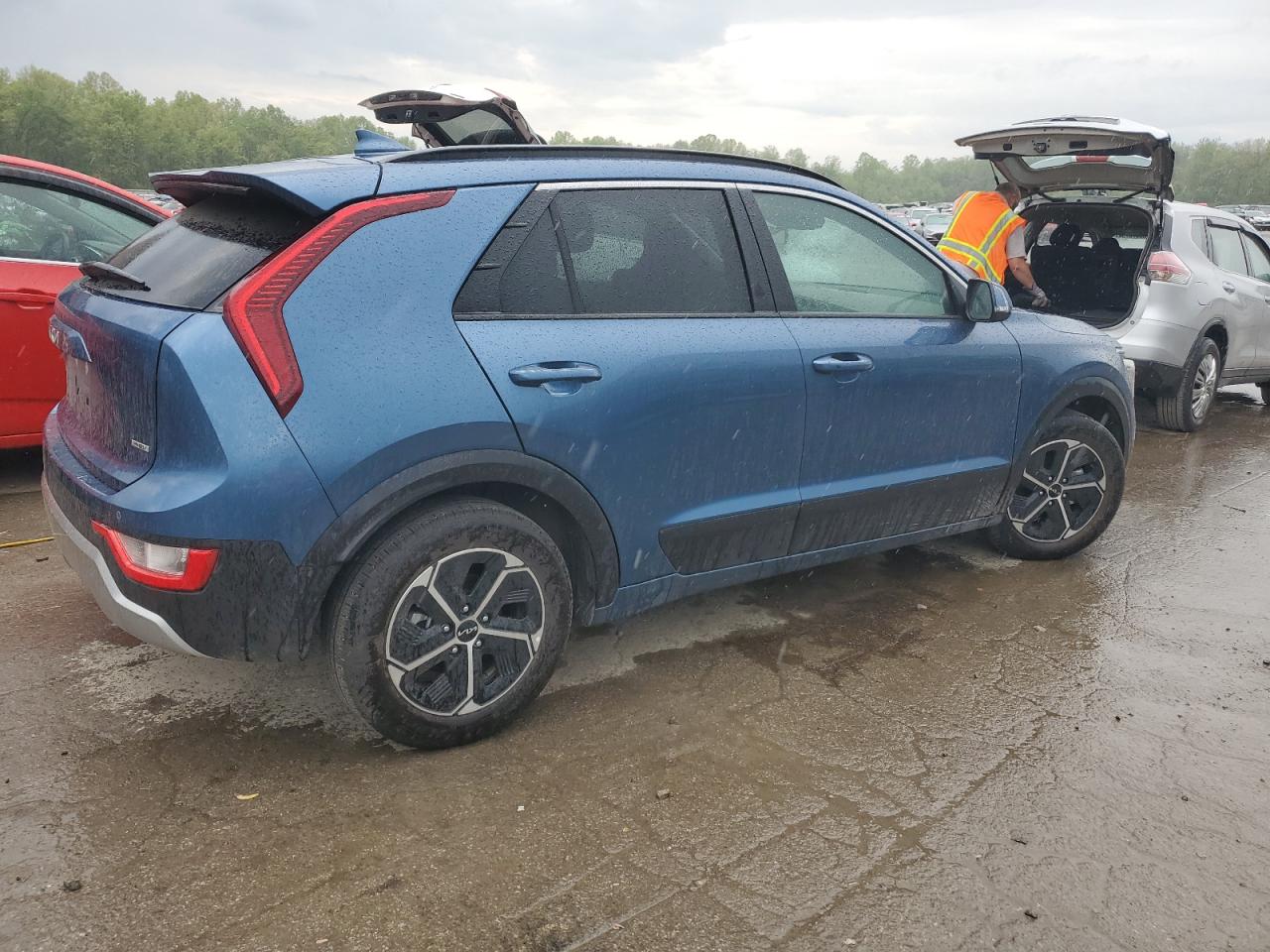 Photo 2 VIN: KNDCS3LF1P5054297 - KIA NIRO 