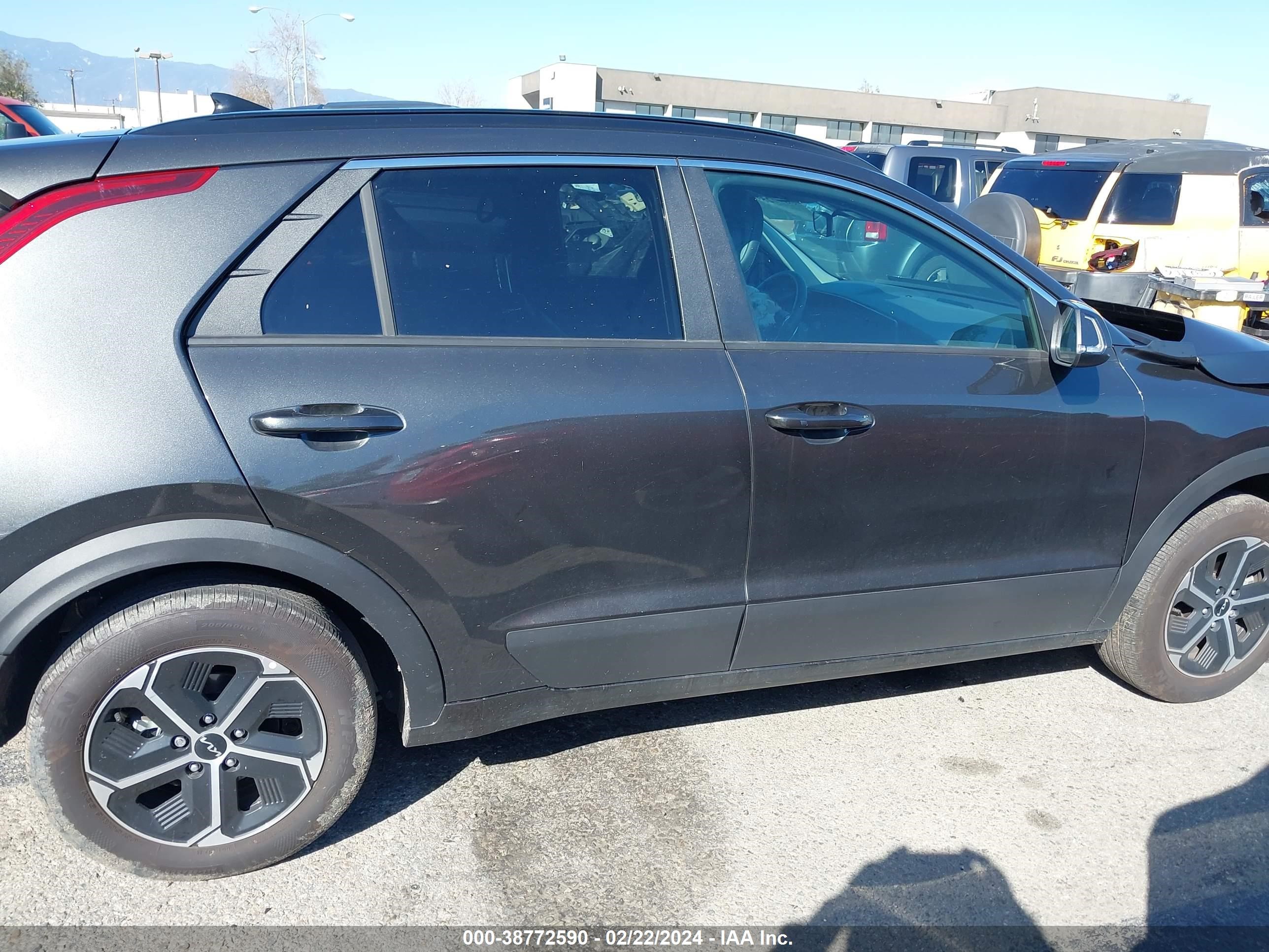 Photo 13 VIN: KNDCS3LF2R5121184 - KIA NIRO 