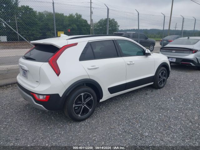 Photo 3 VIN: KNDCS3LF3R5205031 - KIA NIRO 