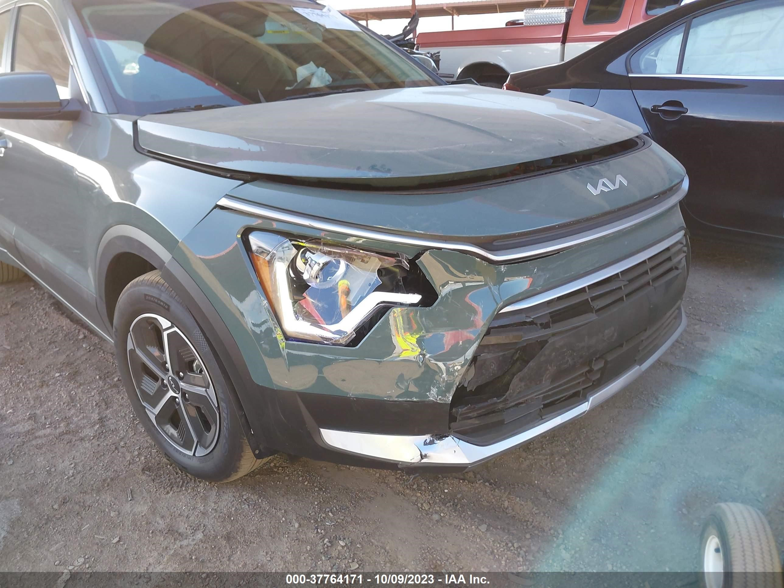 Photo 5 VIN: KNDCS3LF4P5075550 - KIA NIRO 