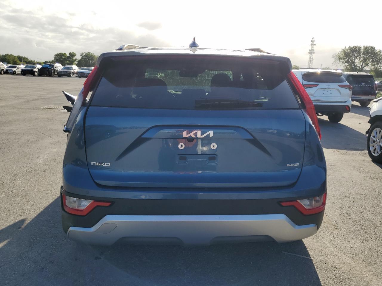 Photo 5 VIN: KNDCS3LF7P5106726 - KIA NIRO 