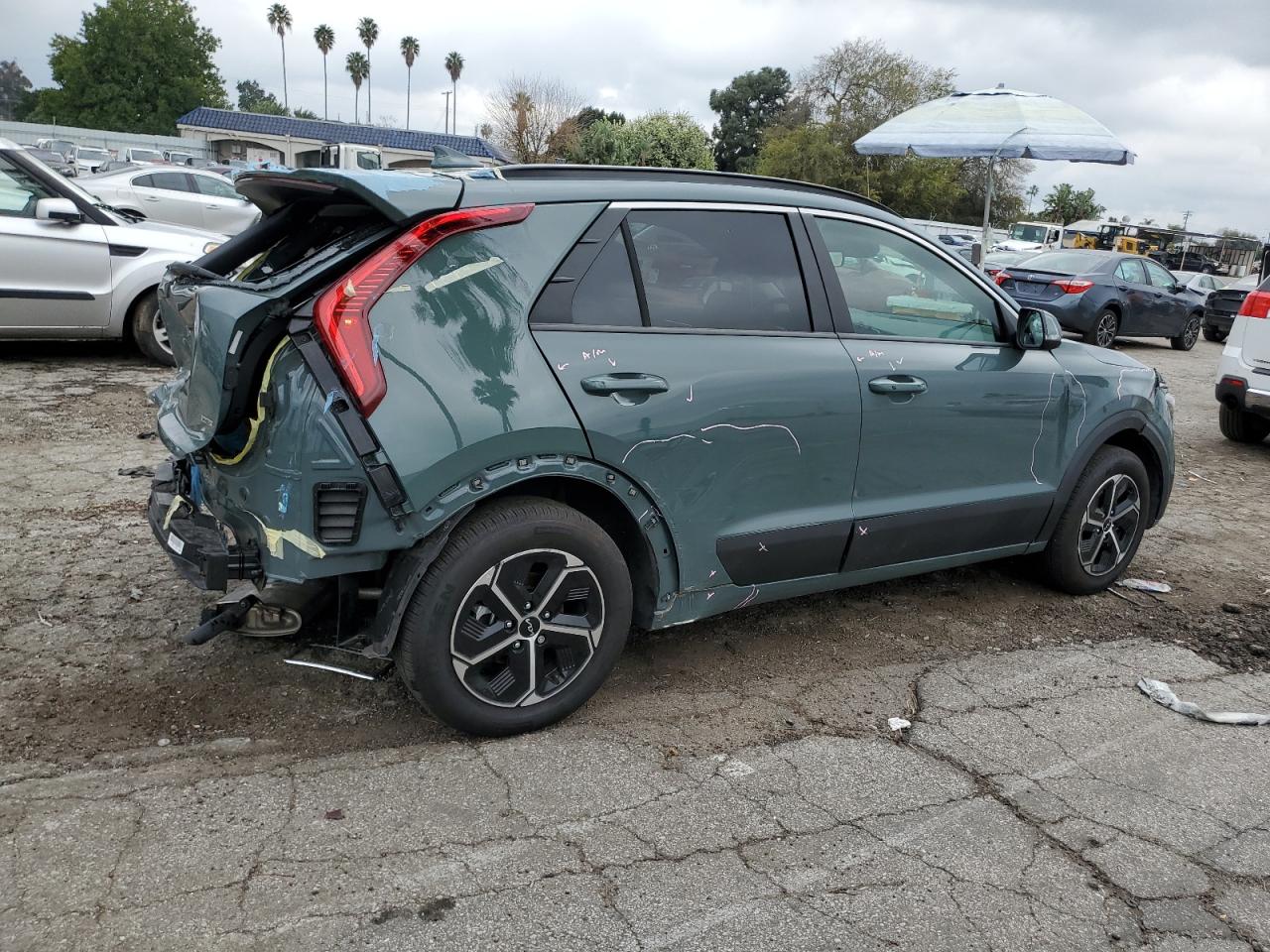 Photo 2 VIN: KNDCS3LFXP5067274 - KIA NIRO 