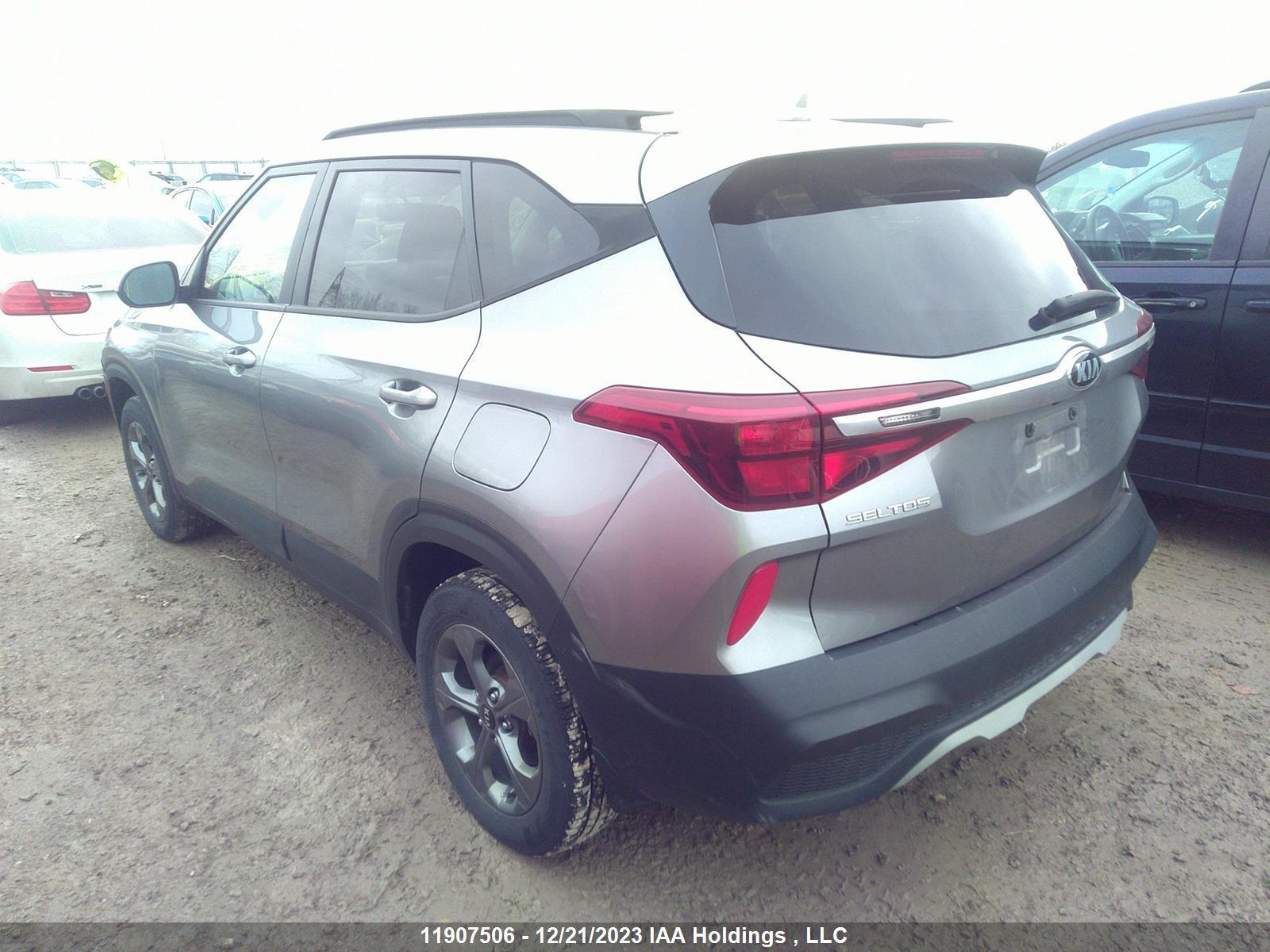 Photo 2 VIN: KNDEP2AA3M7060565 - KIA SELTOS 