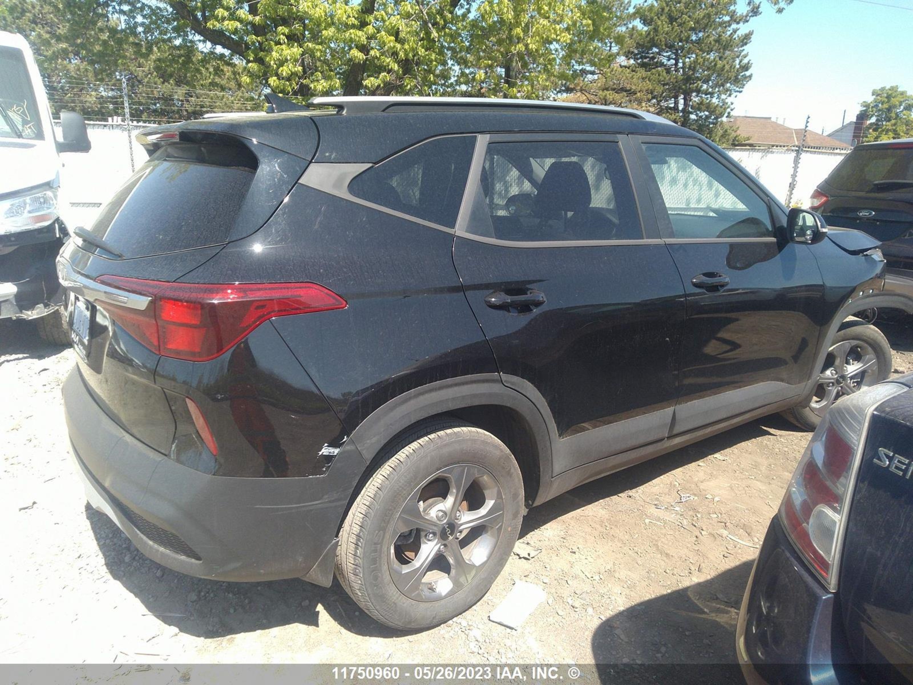 Photo 3 VIN: KNDEP2AA4N7261814 - KIA SELTOS 