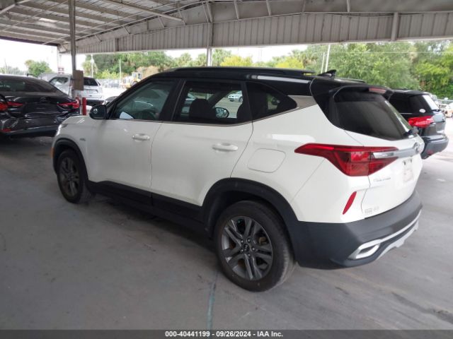 Photo 2 VIN: KNDEUCAA2M7158940 - KIA SELTOS 