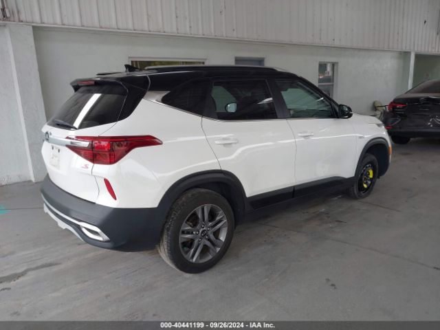 Photo 3 VIN: KNDEUCAA2M7158940 - KIA SELTOS 