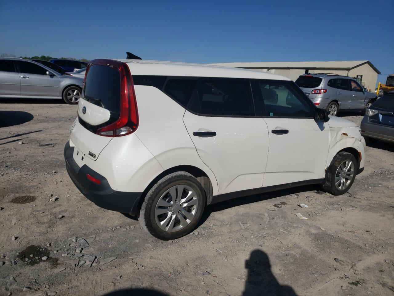 Photo 2 VIN: KNDJ22AU3L7708332 - KIA SOUL 