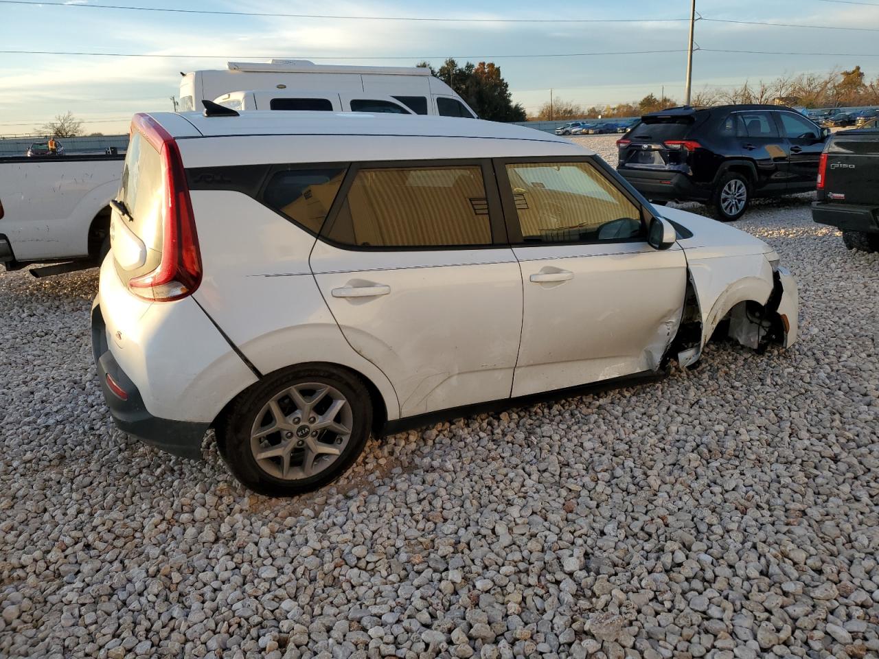 Photo 2 VIN: KNDJ23AU0L7714370 - KIA SOUL 