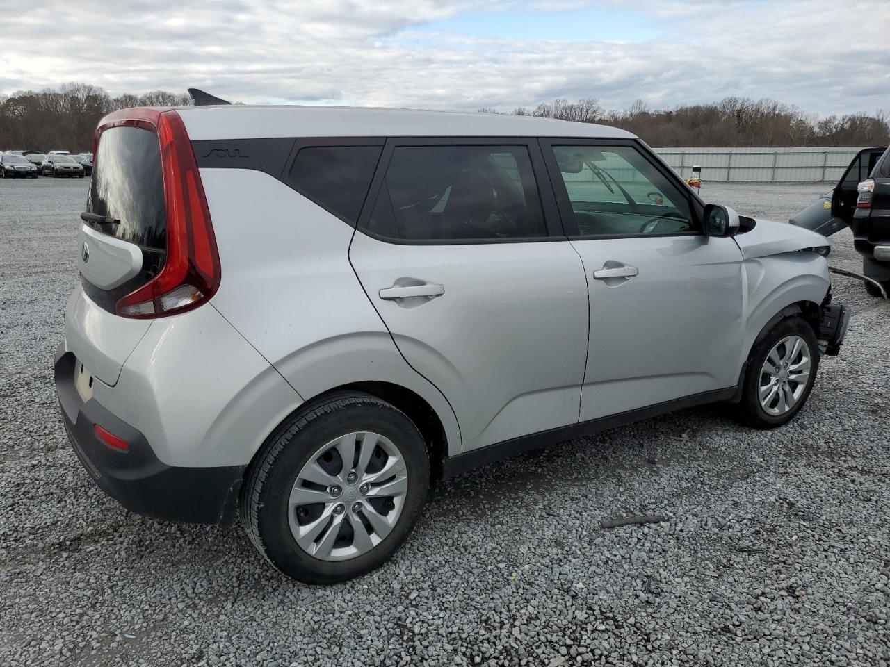 Photo 2 VIN: KNDJ23AU0L7724509 - KIA SOUL 