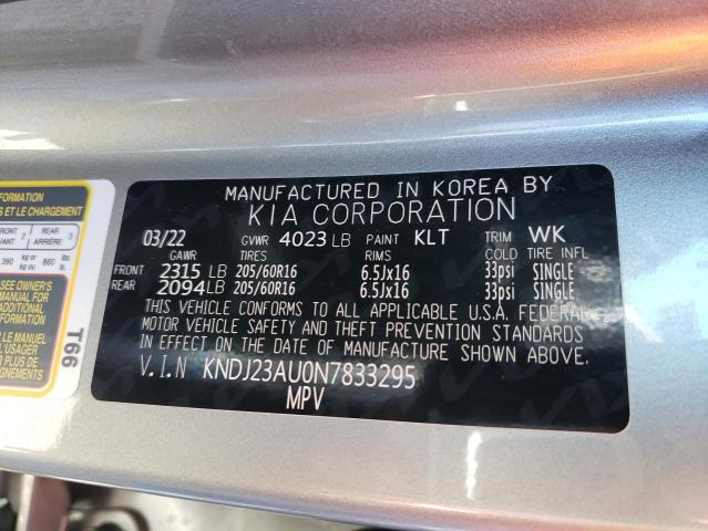 Photo 12 VIN: KNDJ23AU0N7833295 - KIA SOUL LX 