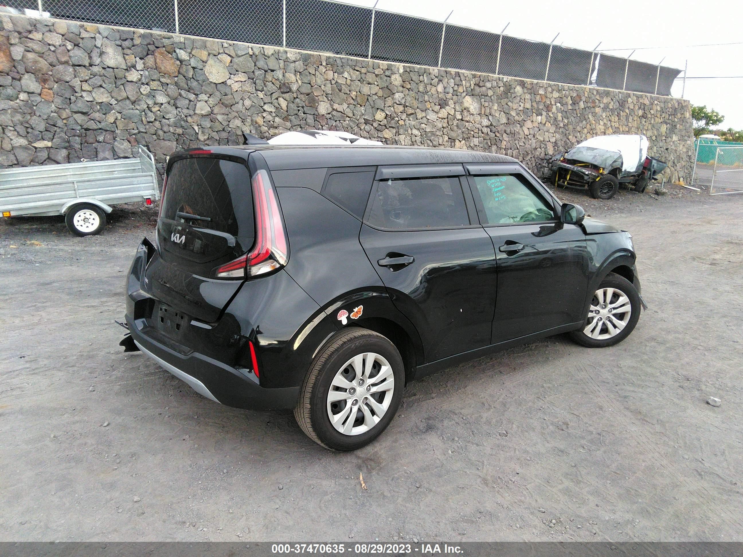 Photo 3 VIN: KNDJ23AU0P7847684 - KIA SOUL 