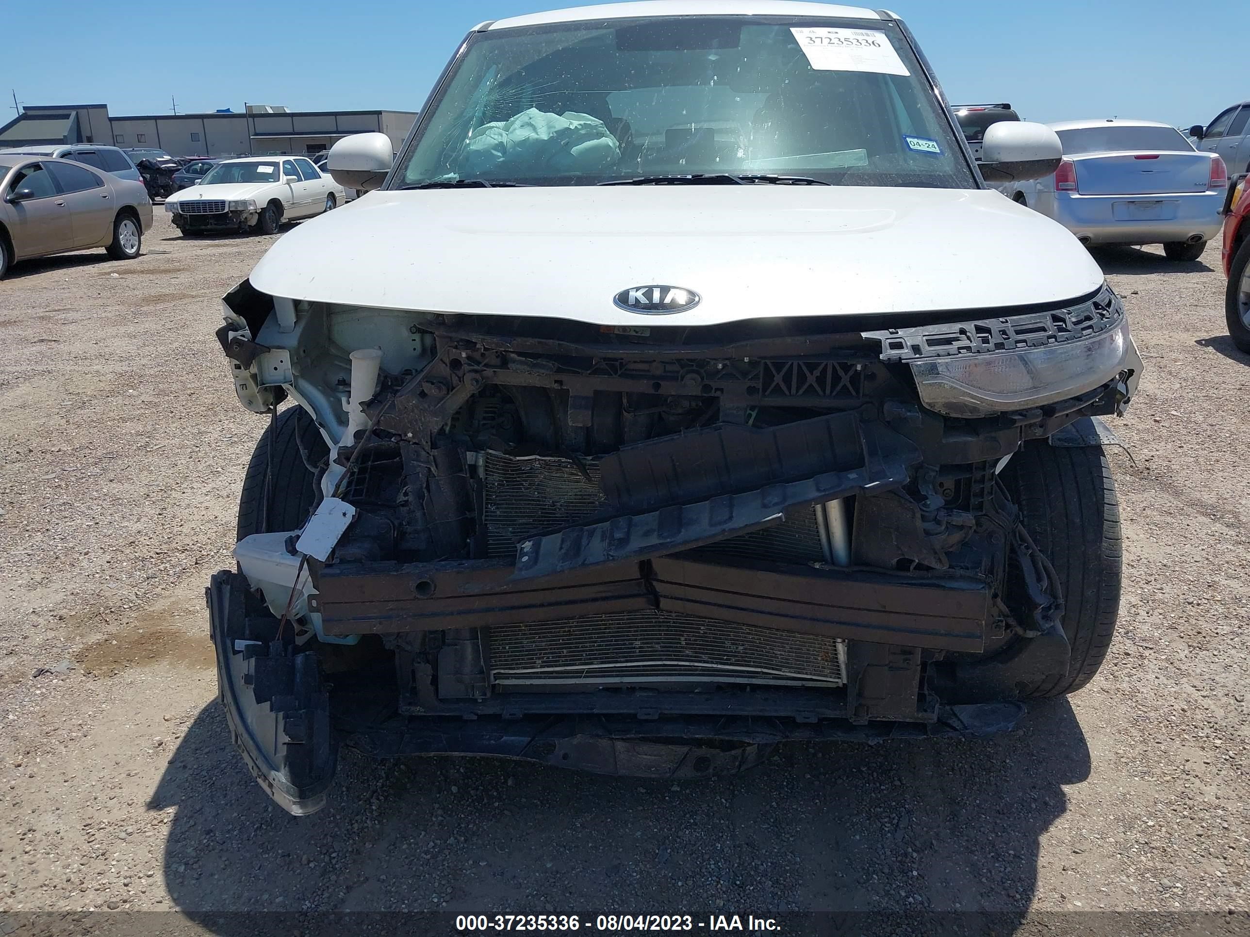 Photo 12 VIN: KNDJ23AU1L7043257 - KIA SOUL 