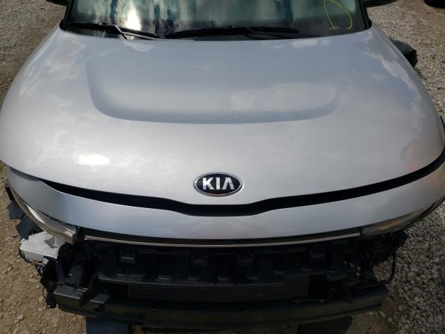 Photo 6 VIN: KNDJ23AU1L7098596 - KIA SOUL LX 