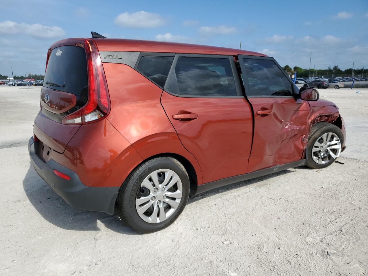 Photo 2 VIN: KNDJ23AU1L7118135 - KIA SOUL 