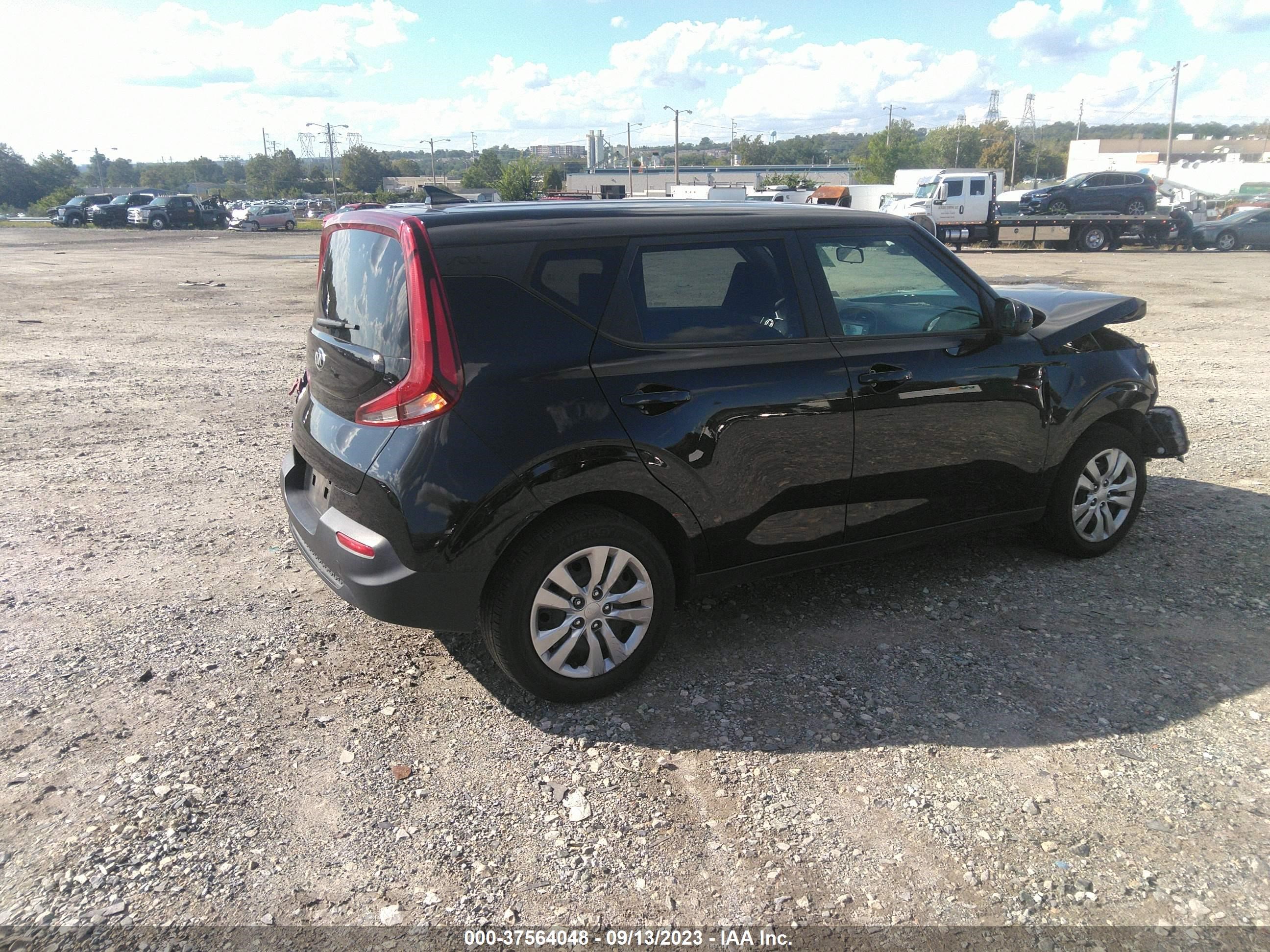 Photo 3 VIN: KNDJ23AU1L7725913 - KIA SOUL 