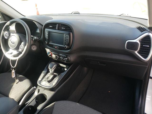 Photo 8 VIN: KNDJ23AU1M7145918 - KIA SOUL LX 