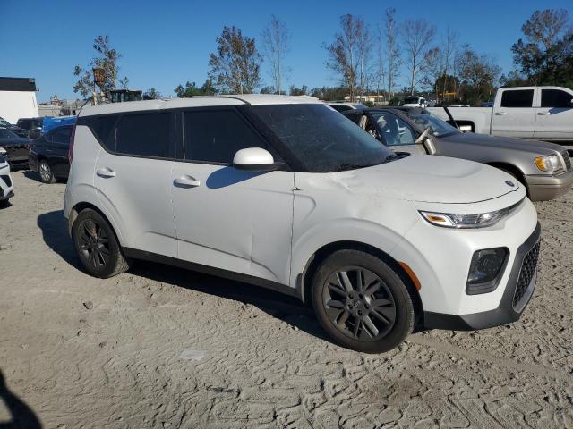 Photo 3 VIN: KNDJ23AU1M7148818 - KIA SOUL LX 